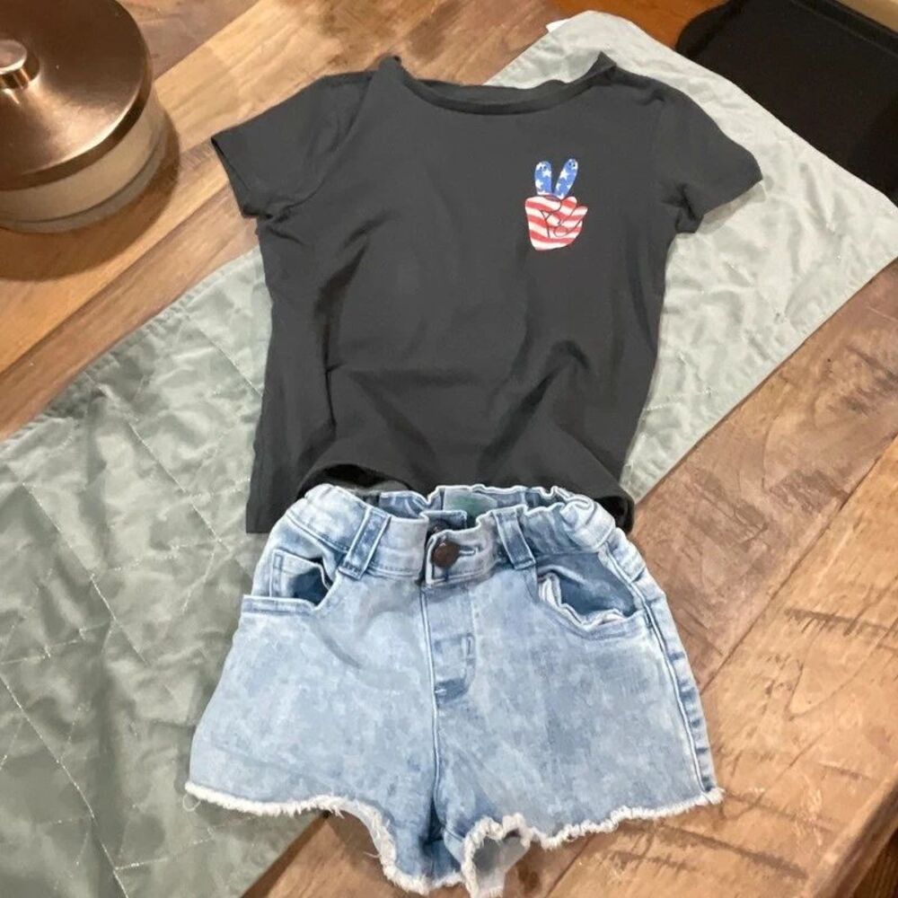 Jean shorts/Patriotic Shirt